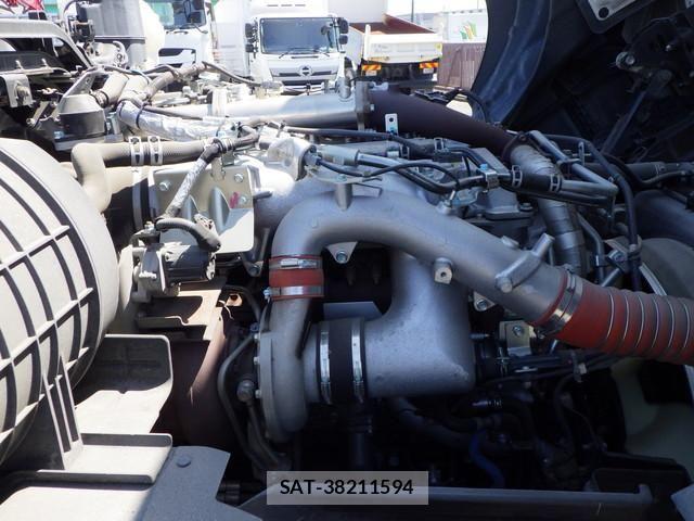 Isuzu GIGA 2022-03 8485459-9