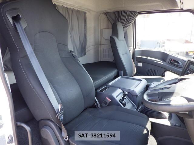 Isuzu GIGA 2022-03 8485459-16