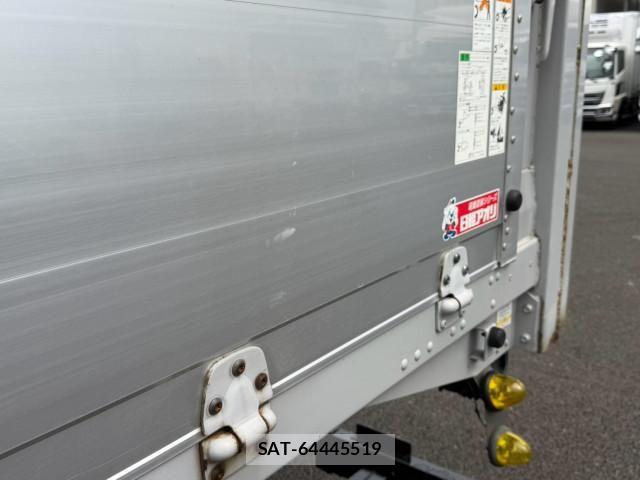 Isuzu GIGA 2015-09 8525005-24