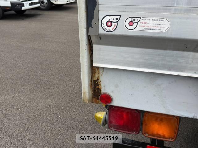 Isuzu GIGA 2015-09 8525005-25