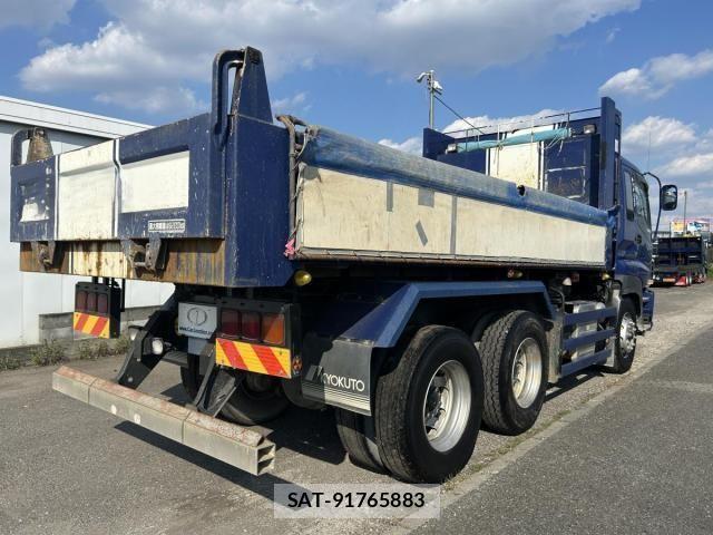 Isuzu GIGA 2014-06 8525008-11