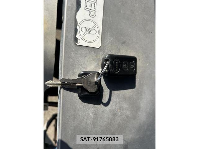 Isuzu GIGA 2014-06 8525008-24