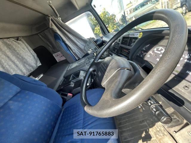 Isuzu GIGA 2014-06 8525008-28