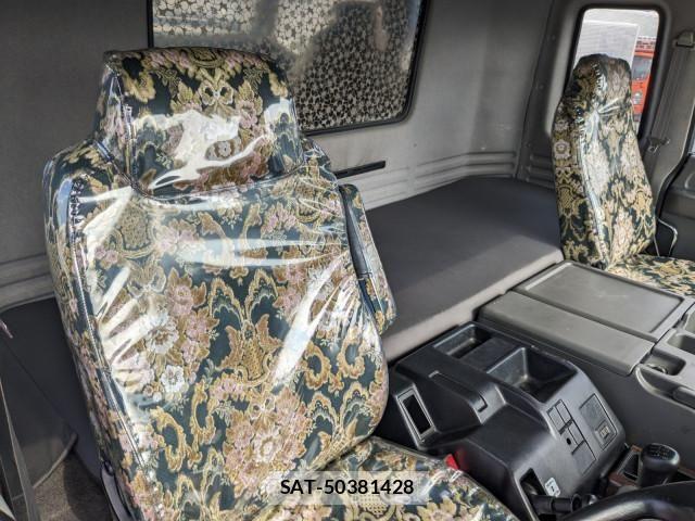 Isuzu GIGA 2013-10 8525007-23
