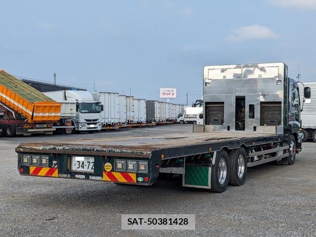 Isuzu GIGA 2013-10 8525007-4