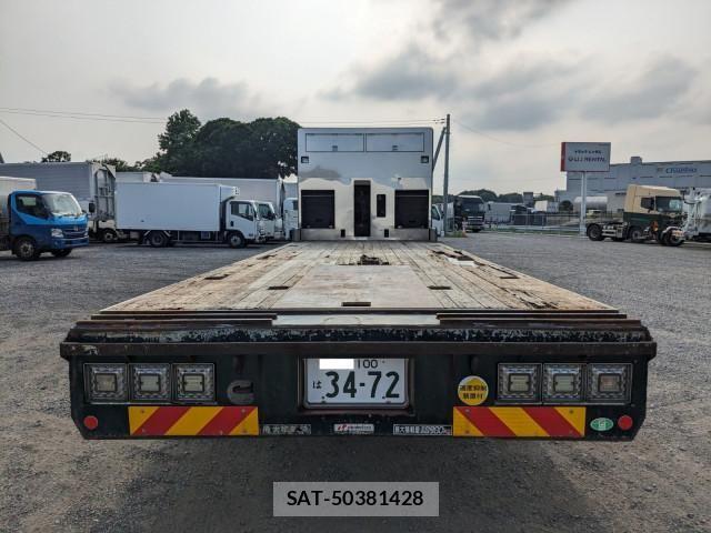 Isuzu GIGA 2013-10 8525007-5