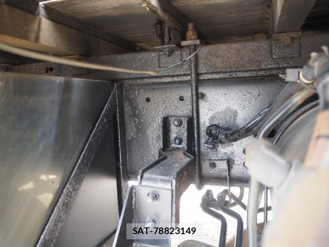 Isuzu GIGA 2009-07 8525009-21