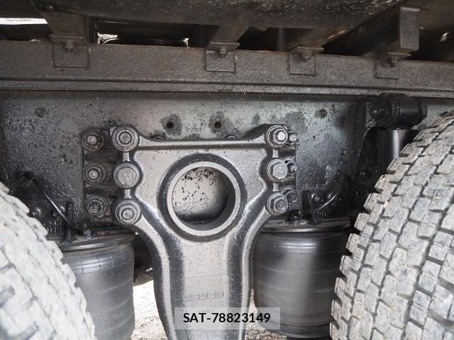 Isuzu GIGA 2009-07 8525009-24