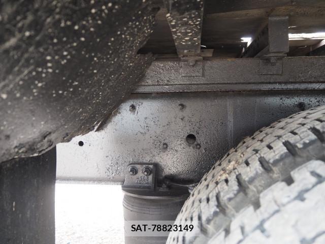 Isuzu GIGA 2009-07 8525009-25