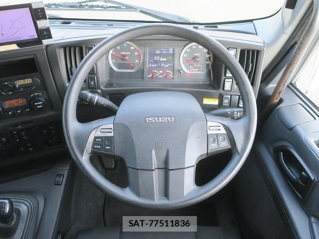 Isuzu GIGA 2021-03 8562029-15