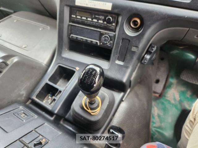 Isuzu GIGA 2006-01 8562032-4