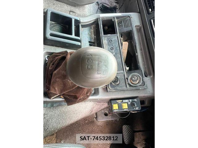 Isuzu GIGA 1994-09 8562033-7