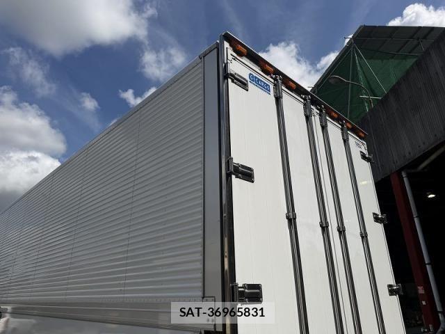 Isuzu GIGA 2021-01 8562030-26