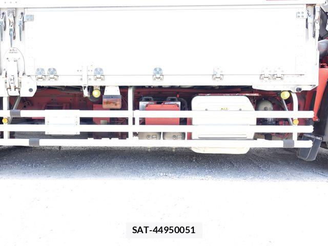 Isuzu GIGA 2015-08 8562035-15