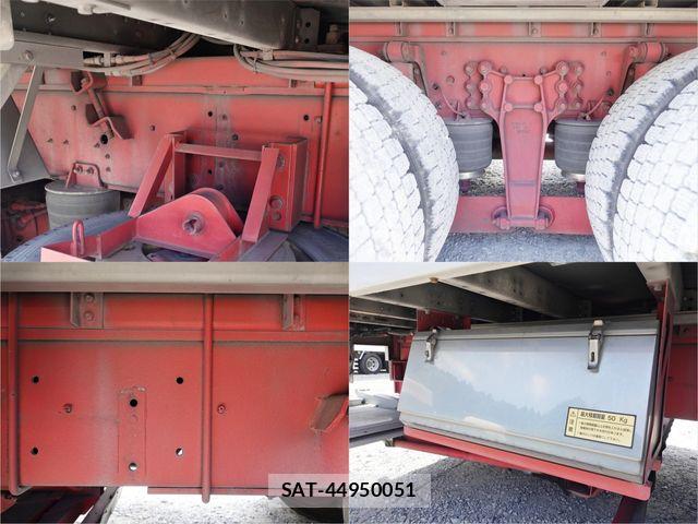 Isuzu GIGA 2015-08 8562035-16
