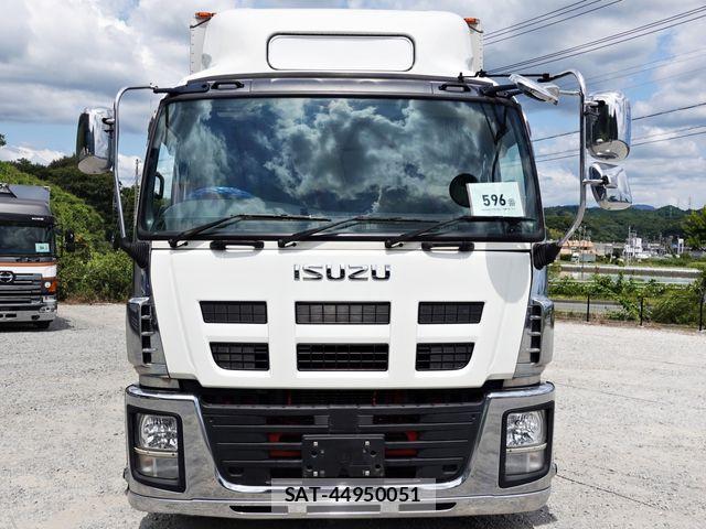 Isuzu GIGA 2015-08 8562035-1