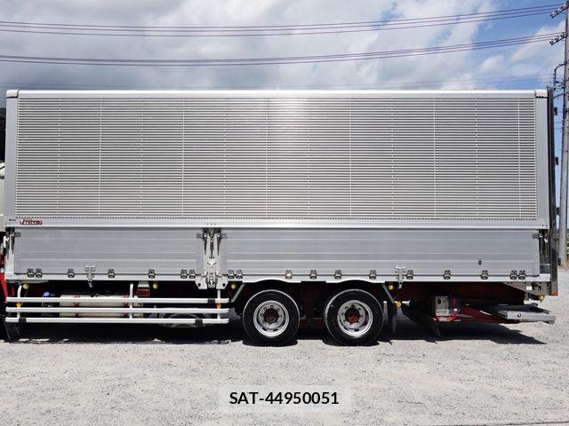 Isuzu GIGA 2015-08 8562035-6