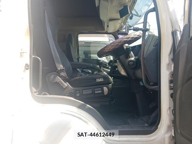 Isuzu GIGA 2020-12 8626911-15