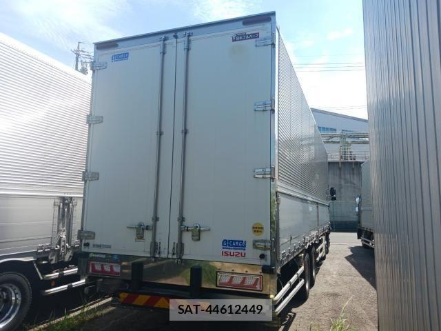 Isuzu GIGA 2020-12 8626911-5