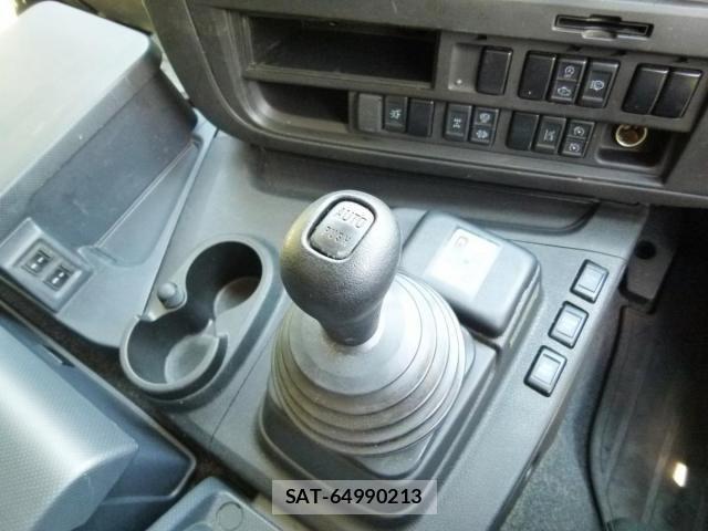 Isuzu GIGA 2022-12 8626908-27