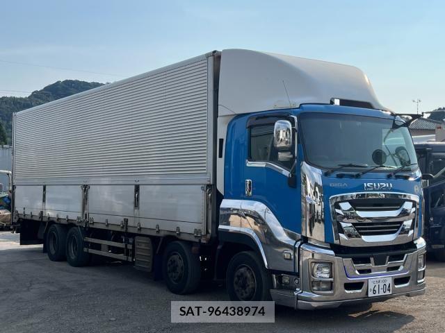 Isuzu GIGA 2018-01 8626913-0