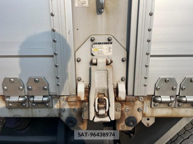 Isuzu GIGA 2018-01 8626913-29