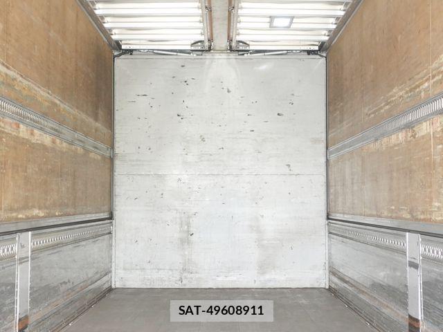 Isuzu GIGA 2016-09 8626914-11