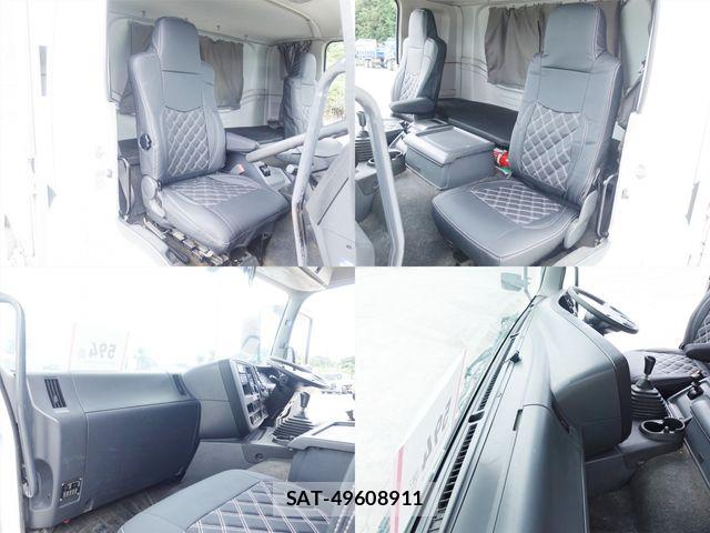Isuzu GIGA 2016-09 8626914-21