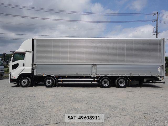 Isuzu GIGA 2016-09 8626914-7