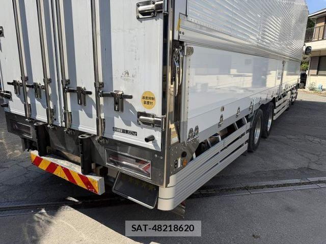 Isuzu GIGA 2021-01 8626910-23