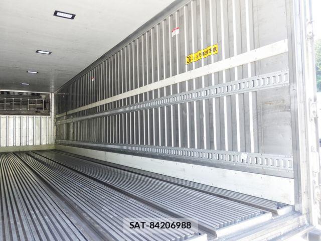 Isuzu GIGA 2019-12 8659265-14