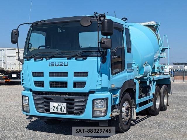 Isuzu GIGA 2015-01 8666193-0