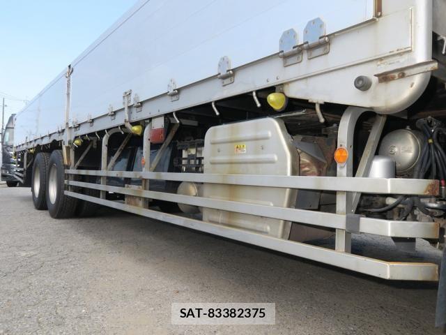 Isuzu GIGA 2017-09 8659259-11