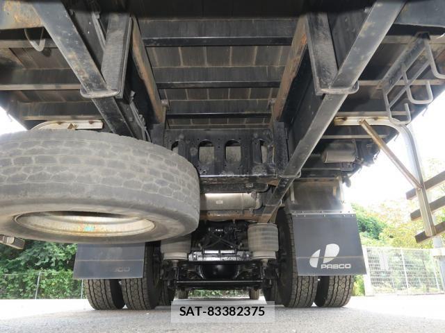 Isuzu GIGA 2017-09 8659259-17