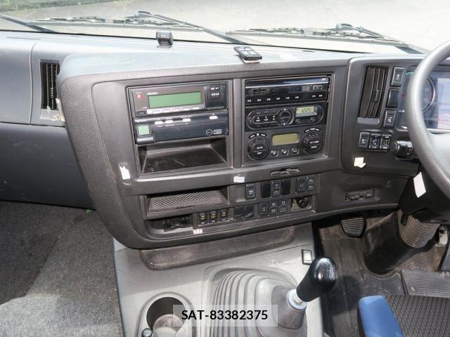 Isuzu GIGA 2017-09 8659259-26