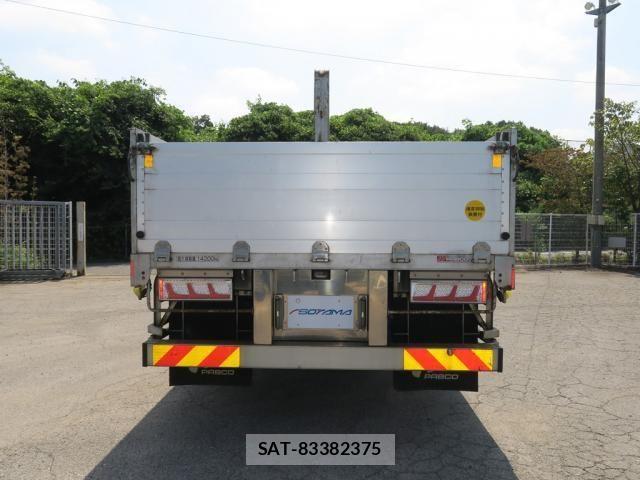 Isuzu GIGA 2017-09 8659259-4