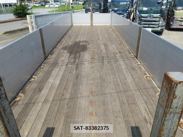 Isuzu GIGA 2017-09 8659259-7