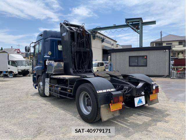 Isuzu GIGA 2008-08 8666196-1