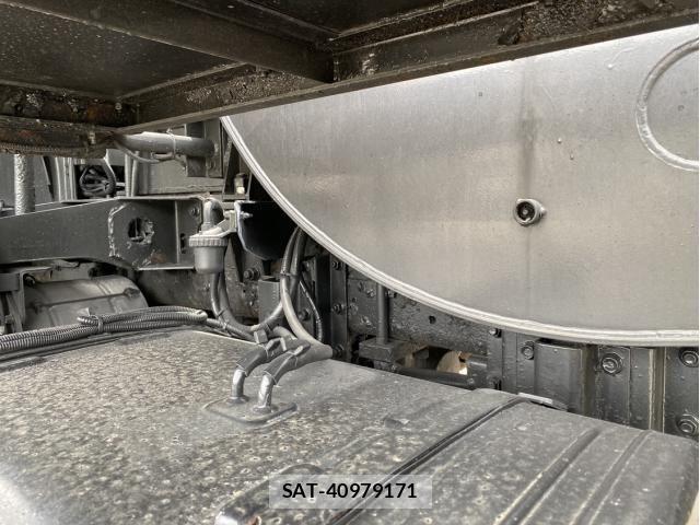 Isuzu GIGA 2008-08 8666196-24