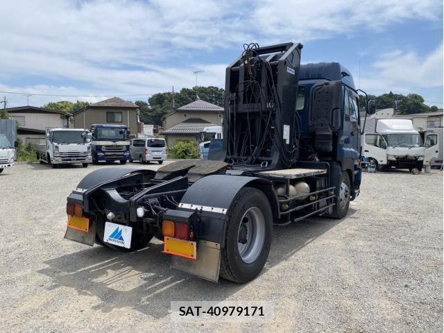 Isuzu GIGA 2008-08 8666196-3