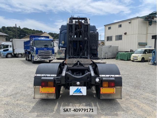 Isuzu GIGA 2008-08 8666196-6