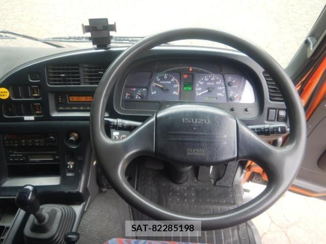 Isuzu GIGA 2006-05 8659264-9