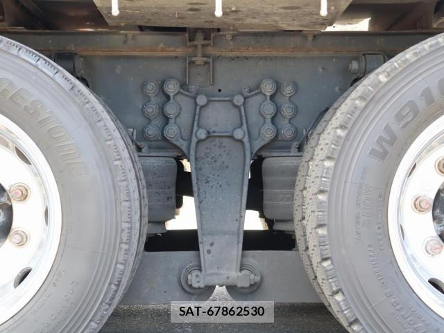 Isuzu GIGA 2016-05 8659263-9