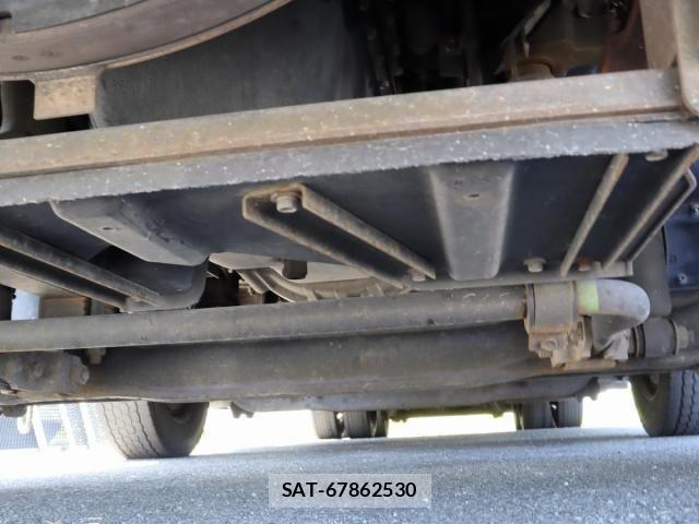 Isuzu GIGA 2016-05 8659263-15