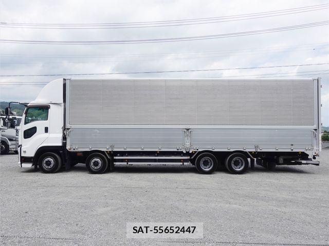 Isuzu GIGA 2017-01 8666194-7