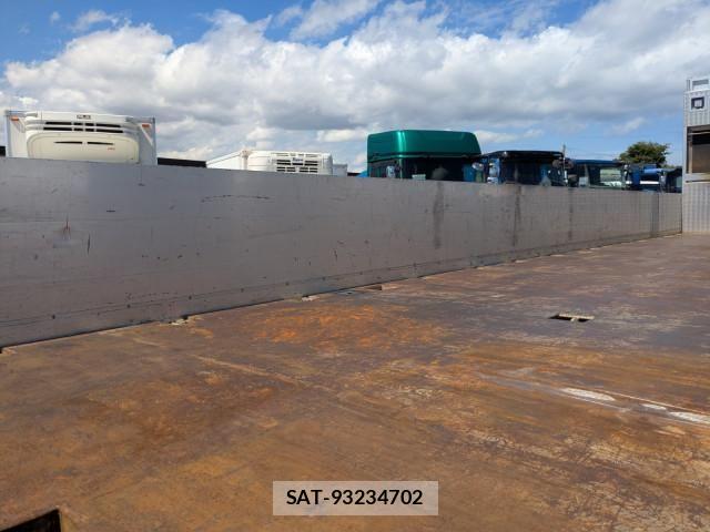 Isuzu GIGA 2023-04 8659256-12
