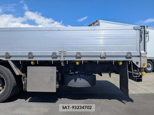 Isuzu GIGA 2023-04 8659256-17