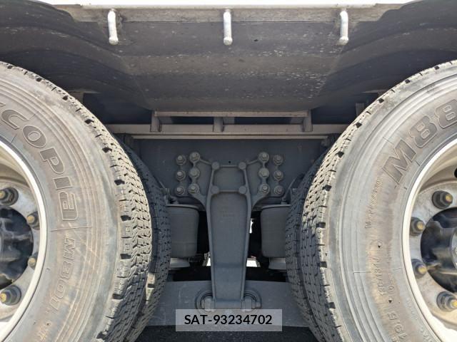Isuzu GIGA 2023-04 8659256-19