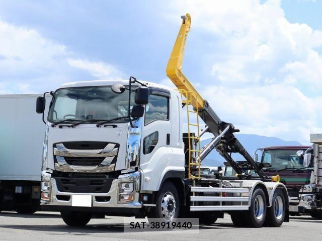 Isuzu GIGA 2025-07 8659255-0