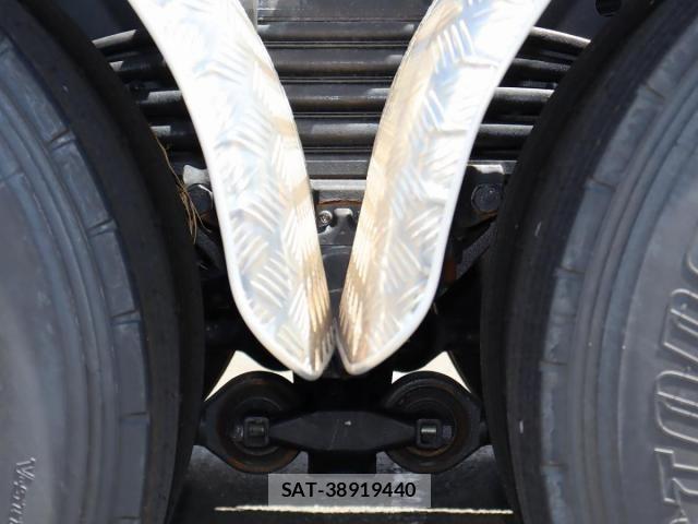 Isuzu GIGA 2025-07 8659255-16